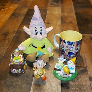 Lot of Snow White Collectibles